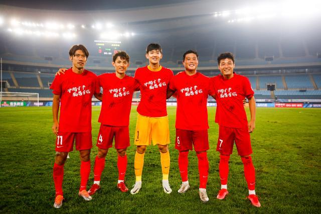 开云官网-颜骏凌带伤作战已成习惯 征服航海靠精神加止痛药